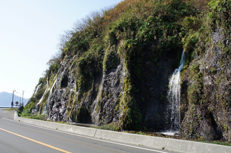 フンベの滝