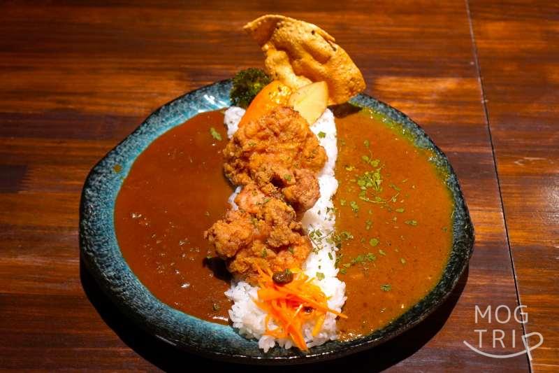 エイトカリーの「あべ鶏の唐揚げカレー」