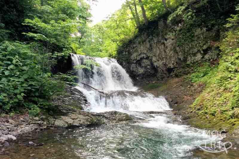 平和の滝「全景」