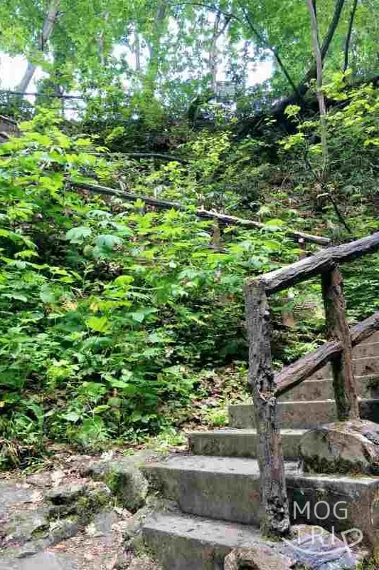 平和の滝の「階段」