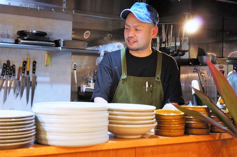 ワイン食堂Yamaのオーナーシェフ山田さん