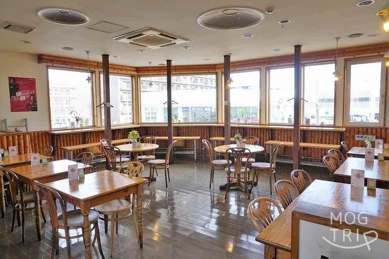 チキンペッカーの「店内の様子（2階）」