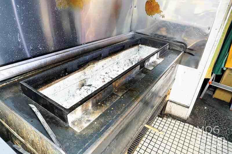 チキンペッカーの「炭焼き台」
