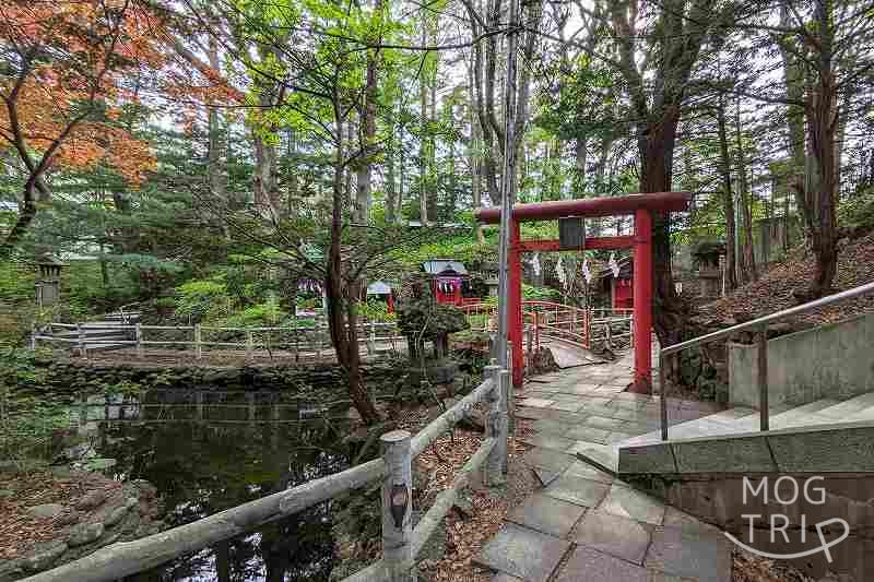 白石神社の「庭園」