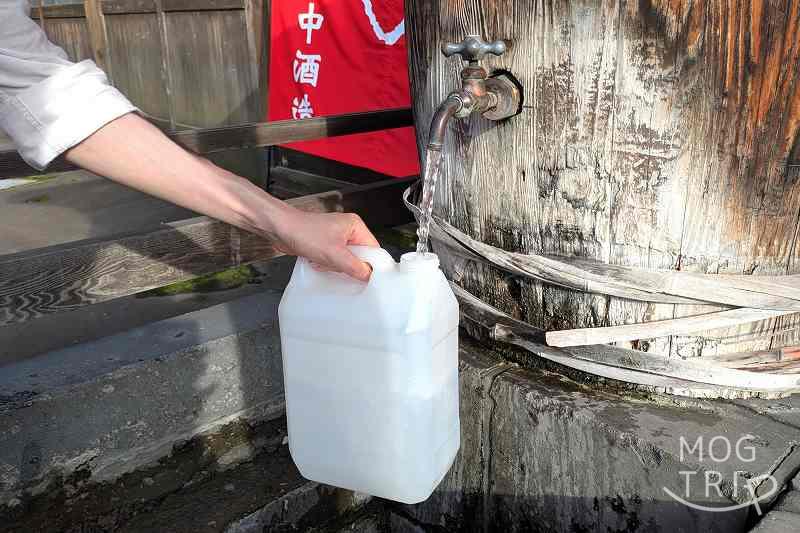 田中酒造 亀甲蔵の「水の勢い」