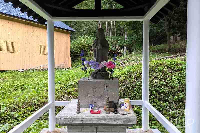 豊滝龍神の水の「お地蔵様」