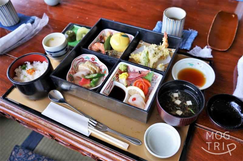 小樽貴賓館の「松花堂弁当」