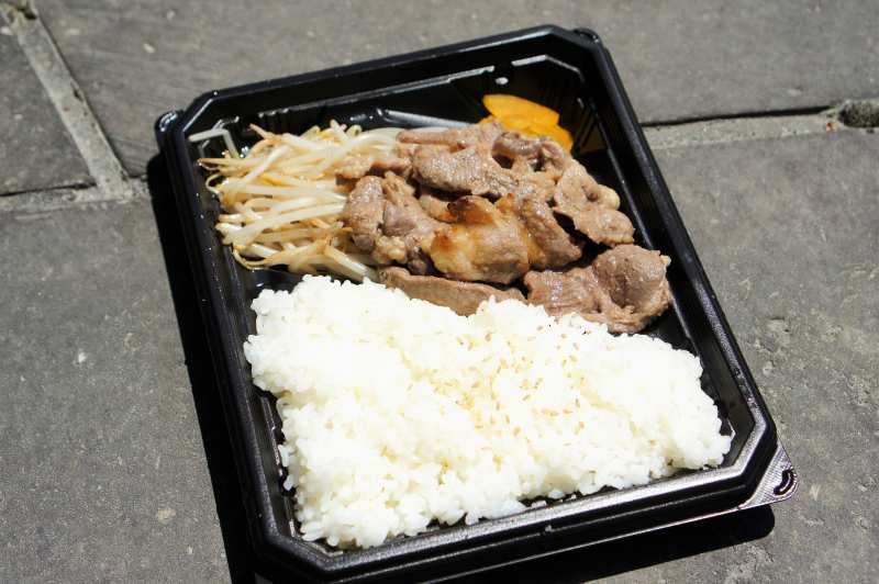 セイコーマートのジンギスカン弁当