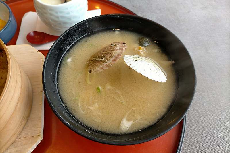 仙堂庵の “ほたての稚貝入りお味噌汁”