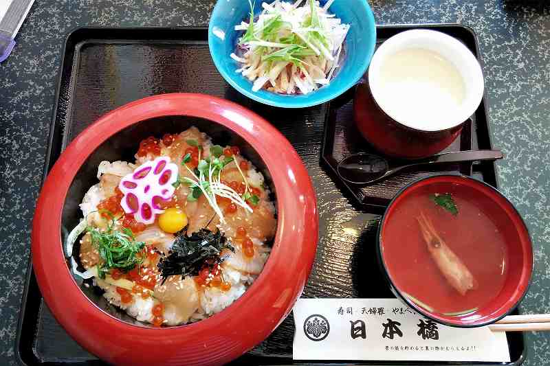 苫小牧 日本橋の海鮮丼