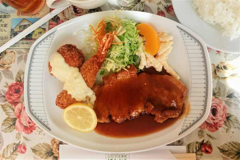 レストランぱんどらの ポークチャップ定食