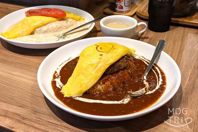 「鉄板忠良」のオムライス、オムバーグとオムたらこ