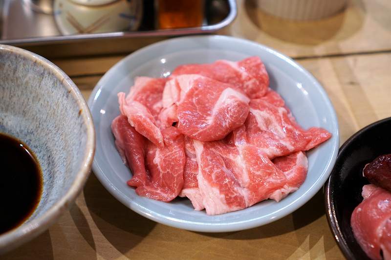 山小屋のラム肉