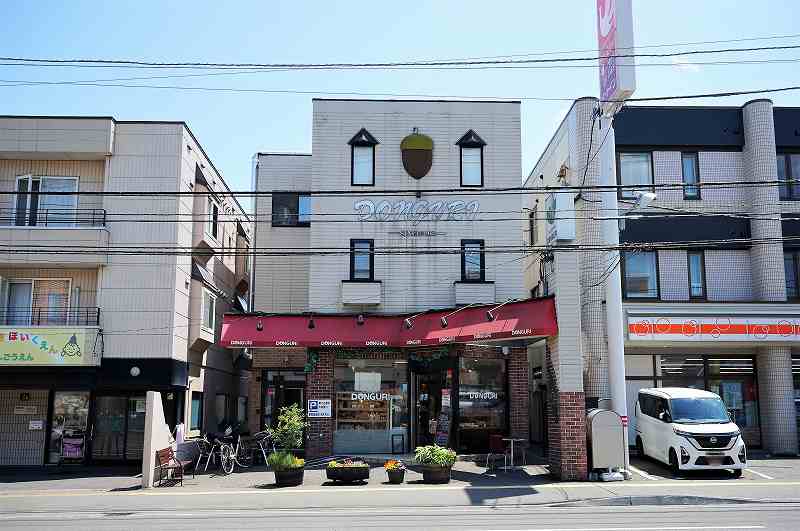 どんぐり本店の外観