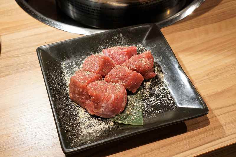 北海道ジンギスカン蝦夷屋の生ラムステーキ