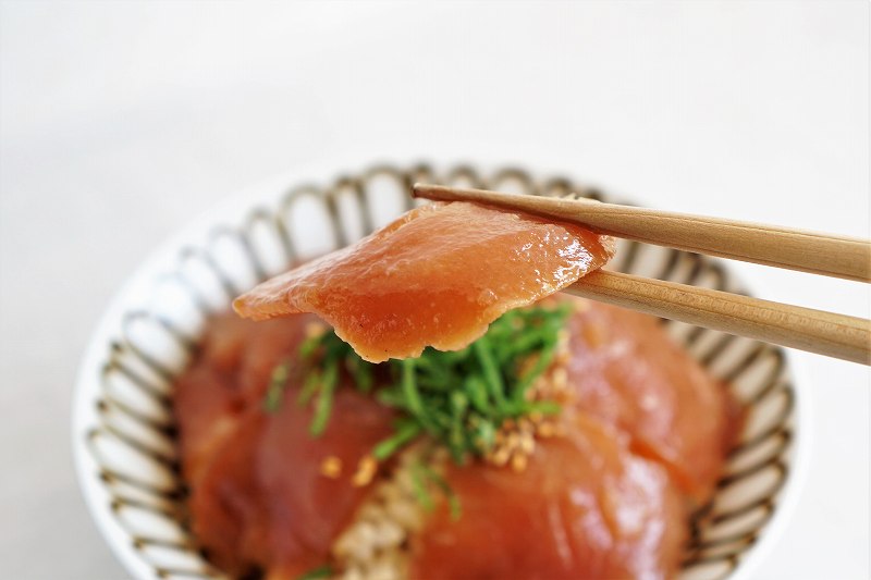 ボンキッシュ　マグロ漬け丼