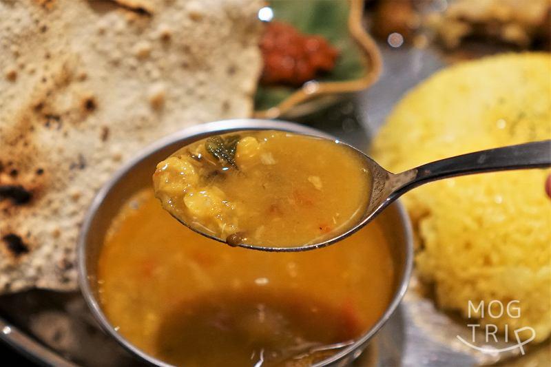 イエティキッチンの「ダル(豆のスープ)」