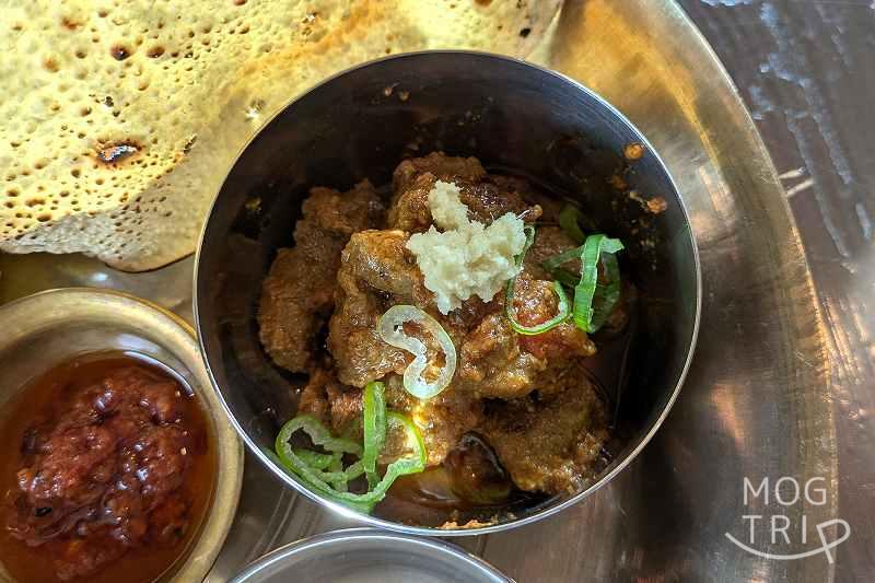 イエティキッチンのラムの「タルカリ(カレー)」