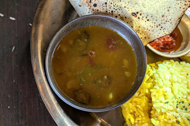イエティキッチンの「ダル(豆のスープ)」