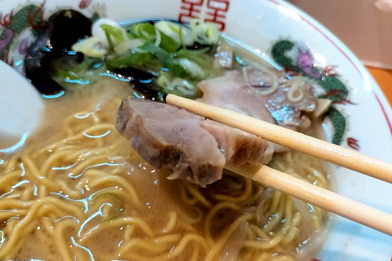 ラーメン紫雲亭　チャーシュー