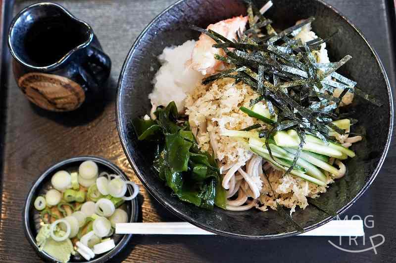 そば処 叶庵　冷やしたぬき蕎麦