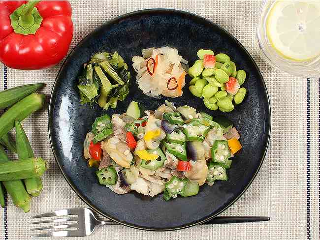 ナッシュ「おすすめメニュー」牛肉とあさりの蒸し野菜