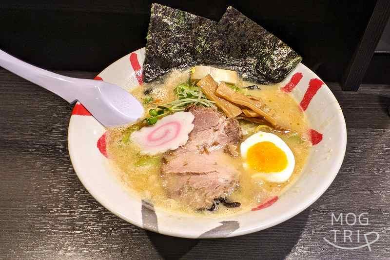 「函館麺厨房あじさいモユク札幌店」白味噌ラーメン