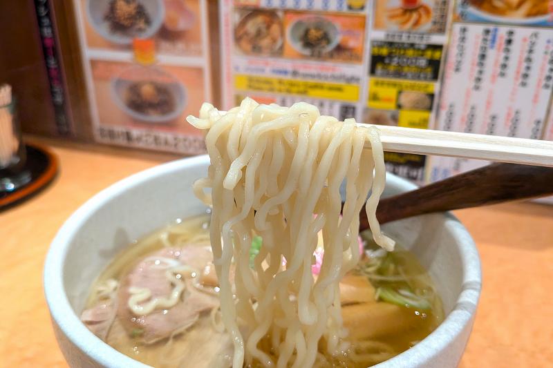 うめきちの「ラーメンの麺」