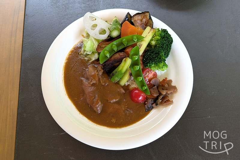 カフェ農風景の「カレーセット(平飼い鶏)」