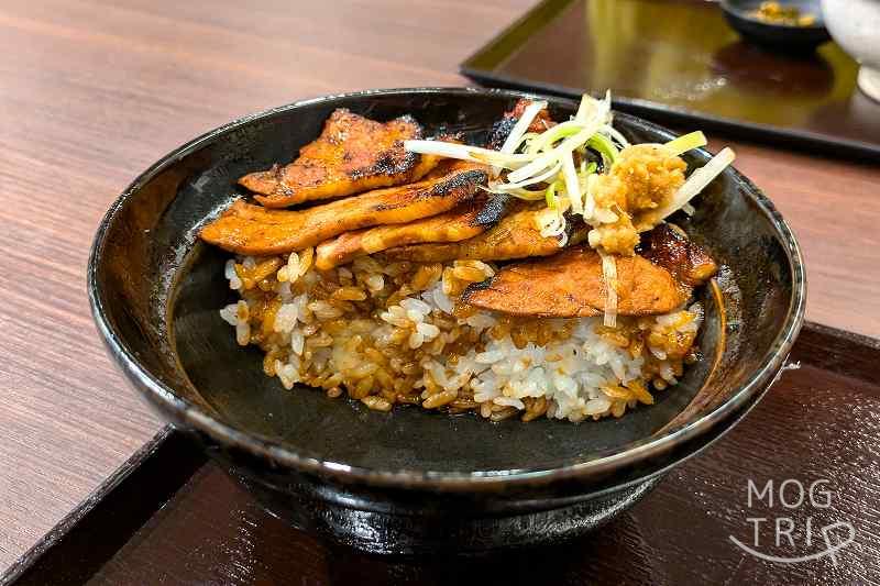 小豚屋の「プレミアム豚丼」