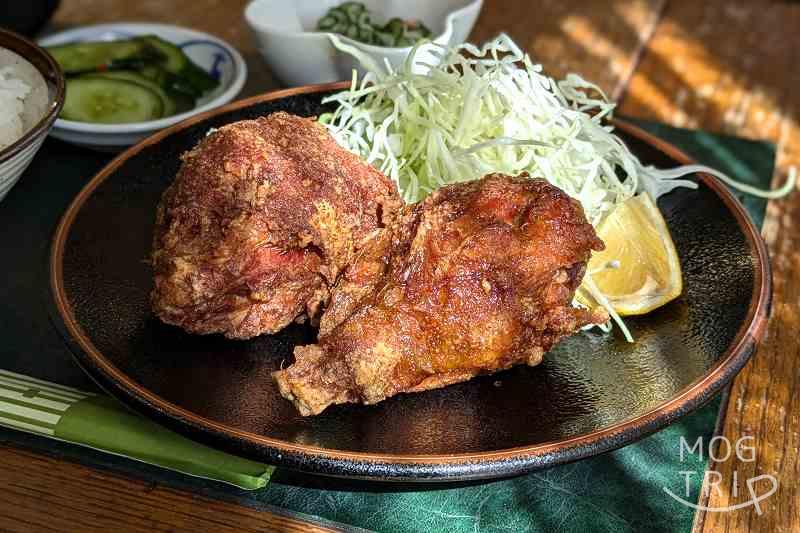 高島屋食堂の「ジャンボザンギ定食」