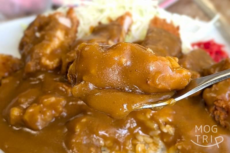 高島屋食堂の「ロースカツカレー」