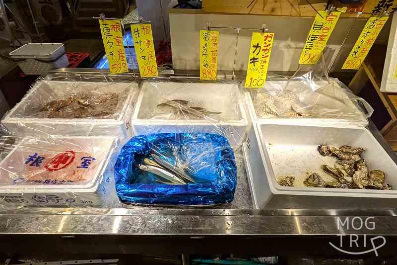 シハチ鮮魚店狸COMICHI店の「鮮魚コーナー」