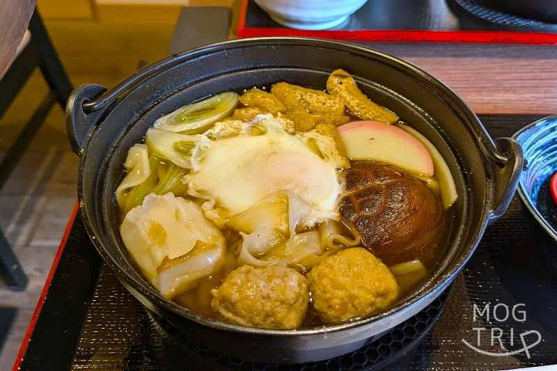 あんみつさきのの「特製鍋焼ききしめん-極み-」