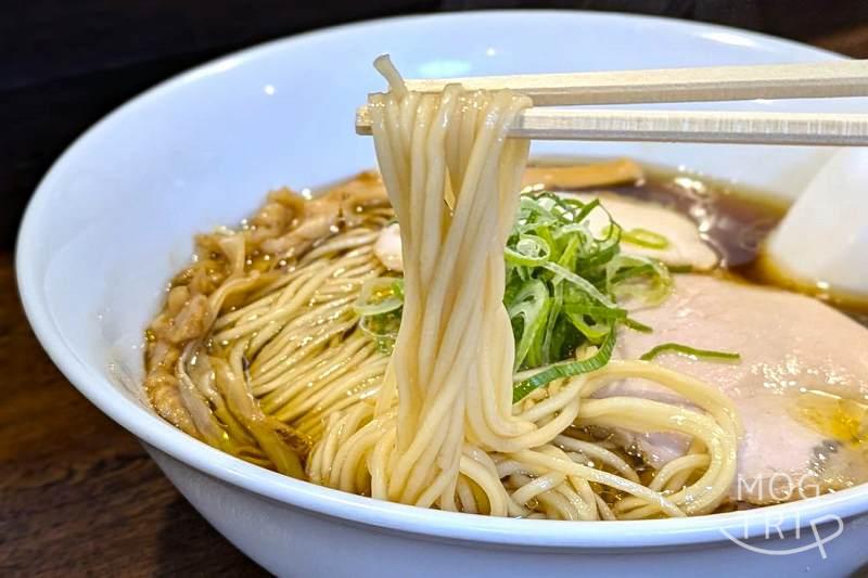 らーめん清湯の「中細ストレート麺」