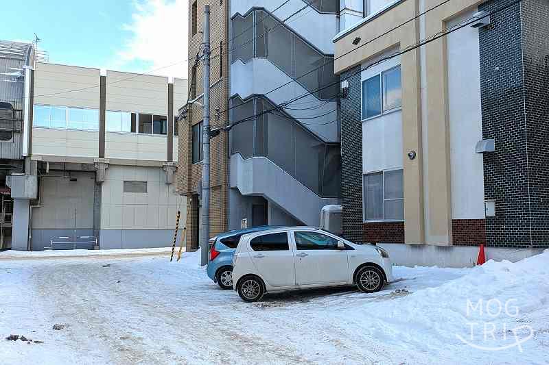 まるはビヨンドの「無料駐車場」