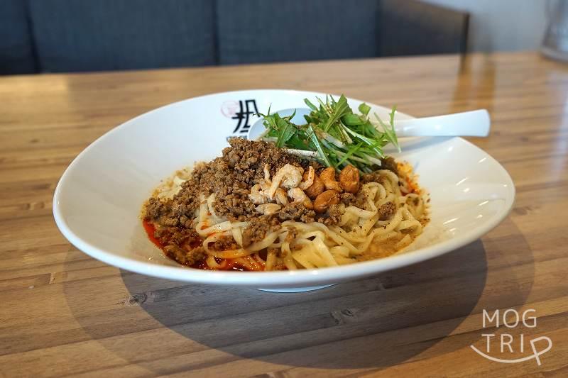 175°DENO坦々麺の「汁なし坦々麺」