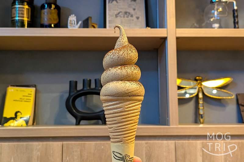 オニヤンマコーヒー&ビアの「エスプレッソソフトクリーム」