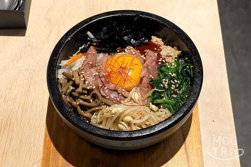 ビビンの「低温調理のユッケビビンバ-星空の黒牛-」
