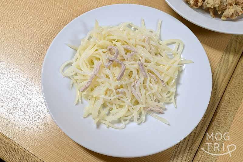 中国東北飯店の「じゃがいも・豚肉の冷たいサラダ」