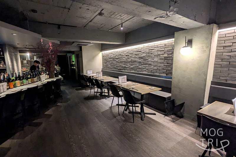 閼伽の「店内の様子(奥側から)」