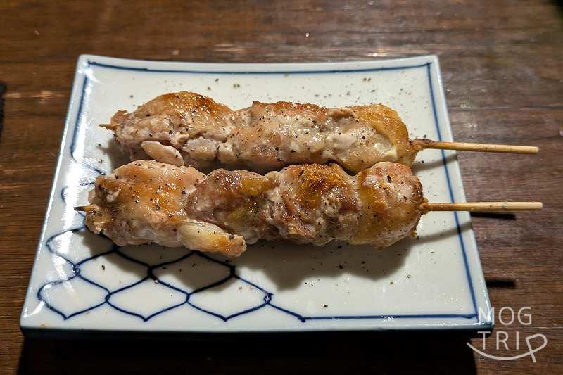 焼き鳥やむやの「赤どり」