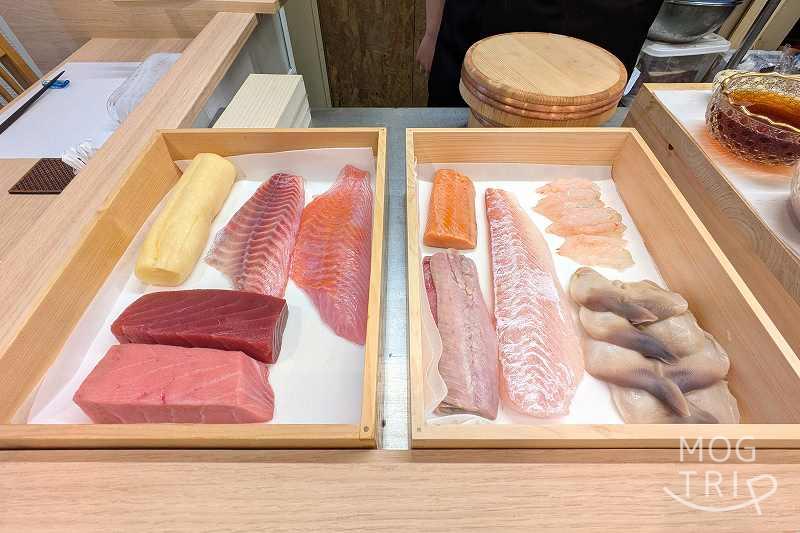 鮨処暁の「ネタケース」