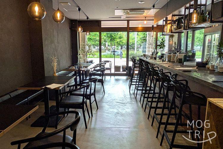 nora(ノラ)の「店内の様子(奥から)」