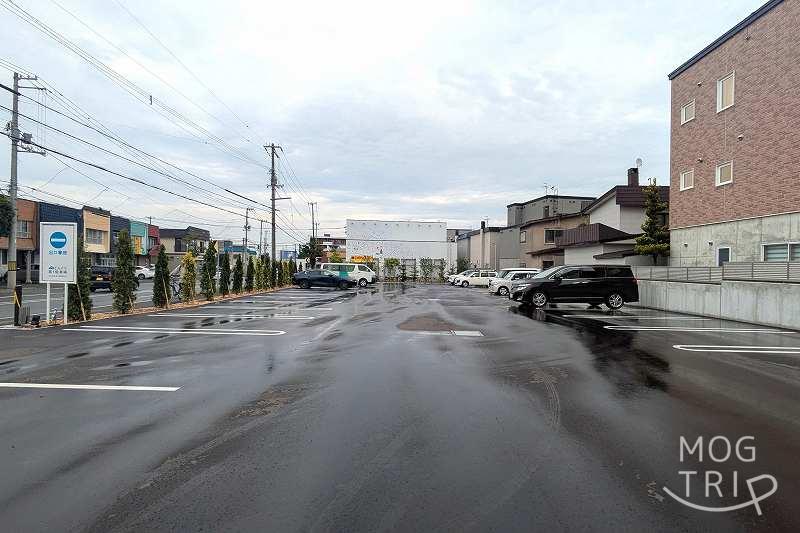 どんぐり本店の「第一駐車場」