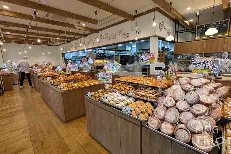 どんぐり本店の「店内の様子」