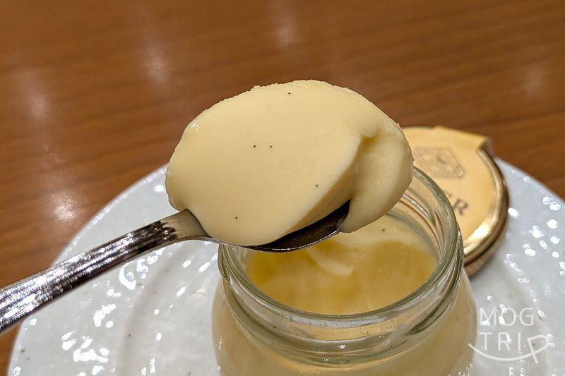 フェルムラテール美瑛新千歳空港クラフトスタジオ店の「バタープリン」