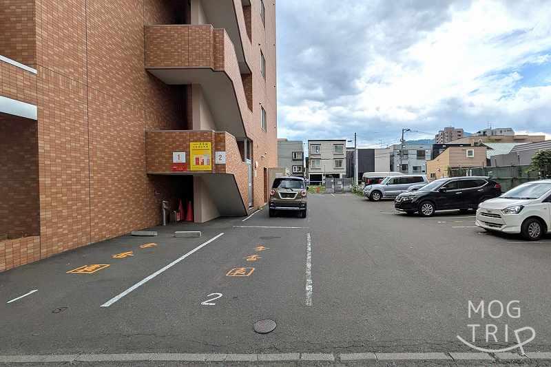 中国料理季香園の「駐車場」