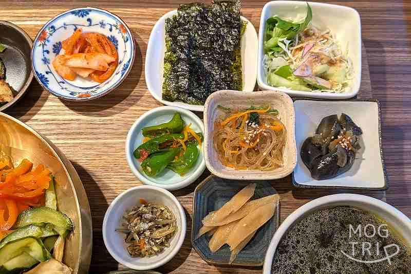 全州屋伏見邸の「全州屋ビビンバセット」