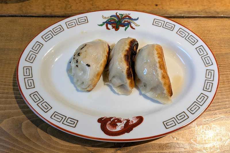 札幌中華すすきの亭の「手包み焼餃子3個」